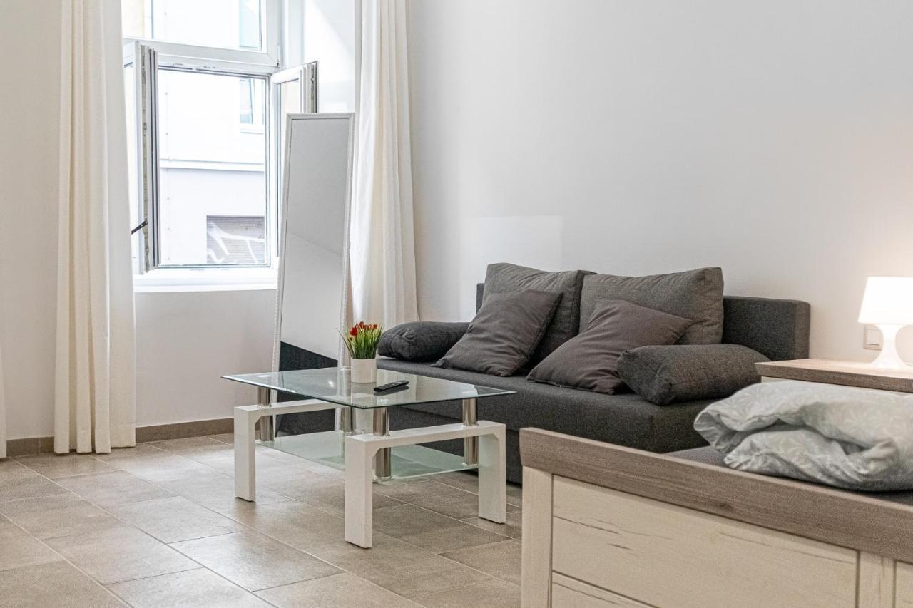 9 Min From City Center - Beautiful Studio Near U1 Reumannplatz Wien Eksteriør billede