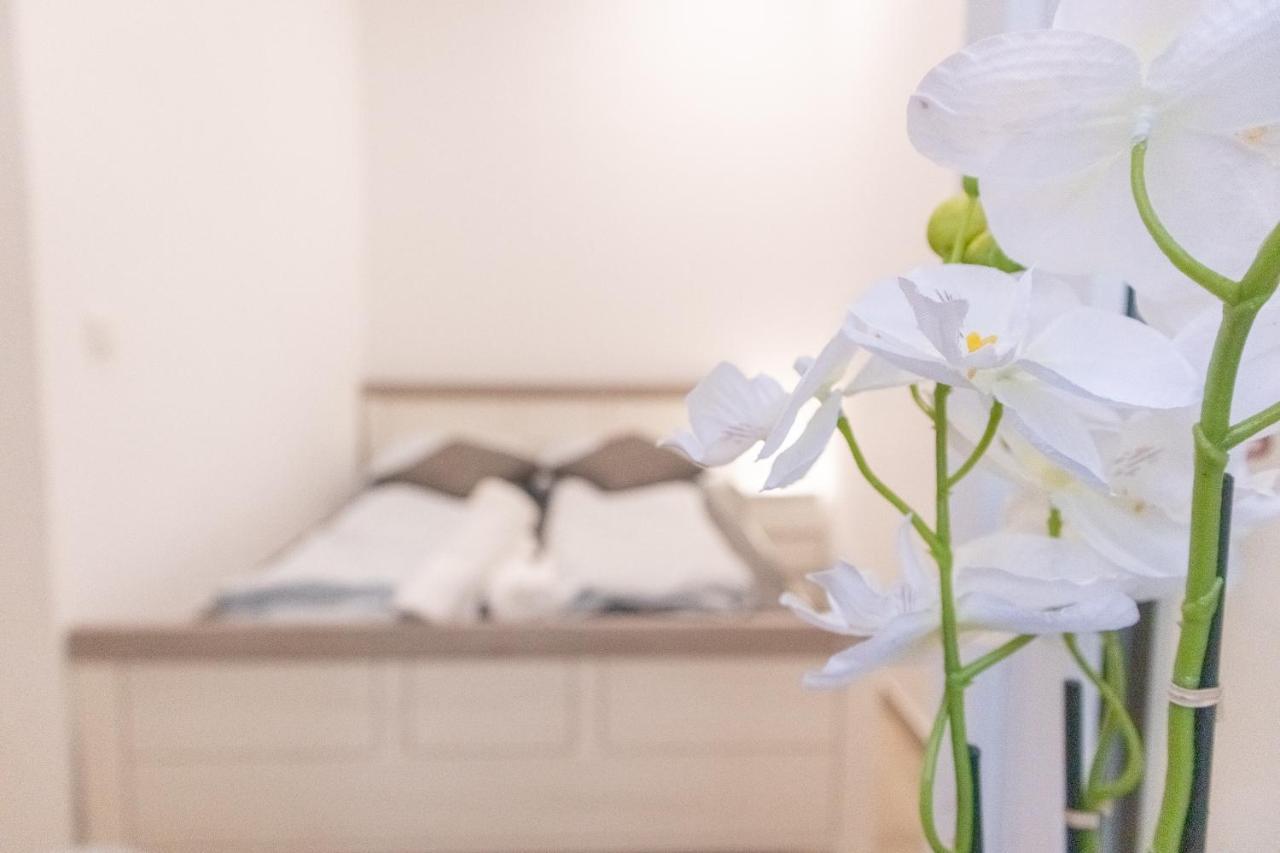 9 Min From City Center - Beautiful Studio Near U1 Reumannplatz Wien Eksteriør billede