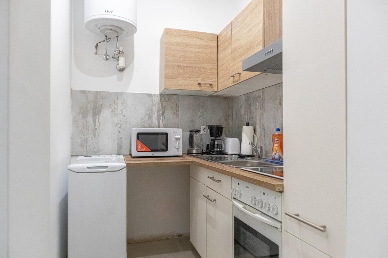 9 Min From City Center - Beautiful Studio Near U1 Reumannplatz Wien Eksteriør billede